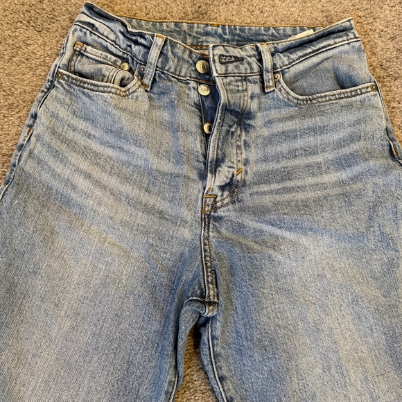 💥4/$20 H&M Women’s size 6 ultra high waisted mom jeans. Worn once! BUNDLE & SAVE - Picture 8 of 11